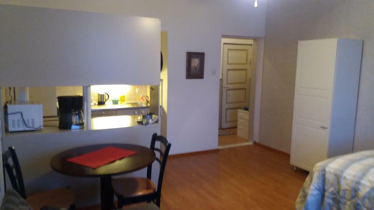 Cosy Studio Apartment วาซา ภายนอก รูปภาพ